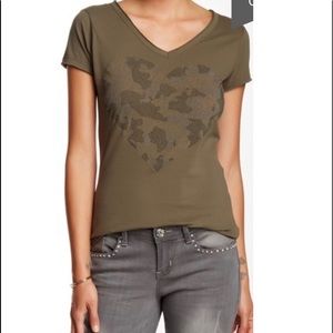 Seven7 Studded Heart T-Shirt Size Medium